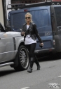 Sarah_Harding_goes_grocery_shopping_at_Tesco_14_06_12_281329.jpg