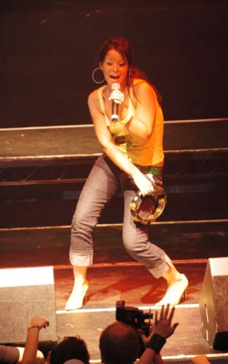 Girls_Aloud_performing_at_G_A_Y_Cheryls_21st_birthday_260604_56.jpg