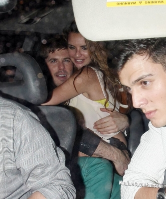 Nadine_Coyle_leaving_the_Rose_nightclub_15_06_12_285229.jpg