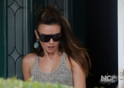 Nadine_Coyle_leaving_her_house_18_06_12_28329.jpg