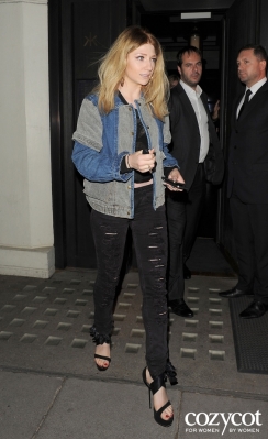 Nadine2C_Nicola_and_Kimberley_leaving_Hakkasan_in_Mayfair_18_06_12_281029.jpg