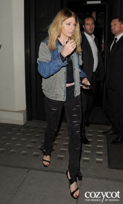Nadine2C_Nicola_and_Kimberley_leaving_Hakkasan_in_Mayfair_18_06_12_281329.jpg