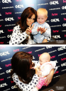 Cheryl_Cole_at_A_Million_Lights_signing_at_HMV_in_Newcastle_19_06_12_282629.png