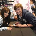 Cheryl_Cole_at_A_Million_Lights_signing_at_HMV_in_Newcastle_19_06_12_284229.jpg