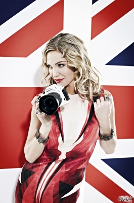 Sarah_Harding_-_David_Venni_Meet_Britain_Campaign_28229.jpg