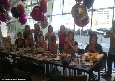 Cheryl_Cole_s_birthday_party_in_Las_Vegas_29_30th_June_281129.jpg