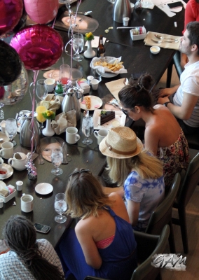 Cheryl2C_Kimberley_and_Nicola_have_lunch_in_Las_Vegas_30_06_12_28429.jpg