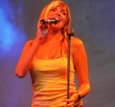 Girls_Aloud_at_Wave_FM_Guernsey_Gig_2004_9.jpg