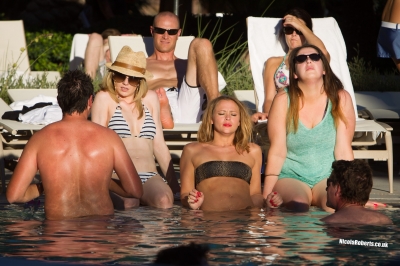 Nicola_and_Kimberley_sunbath_by_the_pool_01_07_12_28329.jpg
