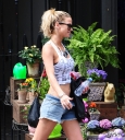 Sarah_Harding_out_and_about_in_London_12_07_12_283229.jpg