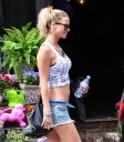 Sarah_Harding_out_and_about_in_London_12_07_12_283429.jpg
