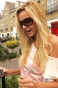 Имя файла=Nadine_Coyle_leaving_her_home_10_09_07_28129.jpg
Размер файла=525КБ
Размеры=2336x3504
Дата=Июль 13, 2012 Nadine_Coyle_leaving_her_home_10_09_07_28129.jpg