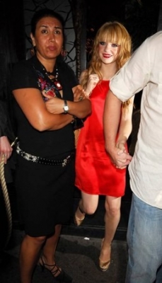 At_Mahiki_12_07_07_28329.jpg