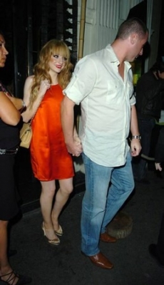At_Mahiki_12_07_07_28629.jpg