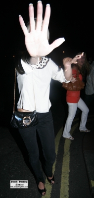 Sarah_Leaving_Paper_Night_Club_11_07_07_28429.jpg