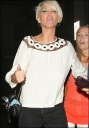 Имя файла=Sarah_Leaving_Paper_Night_Club_11_07_07_287529.jpg
Размер файла=31КБ
Размеры=350x500
Дата=Июль 13, 2012 Sarah_Leaving_Paper_Night_Club_11_07_07_287529.jpg