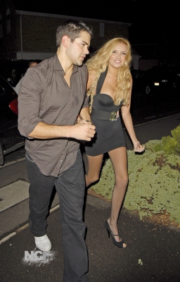 Nadine_and_Jesse_arriving_home_after_G_A_Y_01_12_07_28729.JPG
