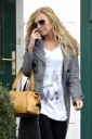 Имя файла=Nadine_Coyle_leaving_her_home_05_12_07_28729.jpg
Размер файла=740КБ
Размеры=900x1355
Дата=Июль 13, 2012 Nadine_Coyle_leaving_her_home_05_12_07_28729.jpg