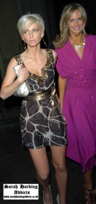 Sarah_Harding_and_Lady_Victoria_Hervey_at_Mahiki_Club_06_06_07_28929.jpg