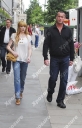Nicola_Roberts_shopping_on_Sloane_Street_11_07_07_282129.jpg