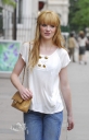 Nicola_Roberts_shopping_on_Sloane_Street_11_07_07_28329.jpg