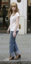 Nicola_Roberts_shopping_on_Sloane_Street_11_07_07_28429.jpg