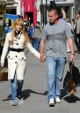Nicola_Roberts_shopping_with_Carl_in_London_05_09_07_28429.jpg