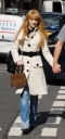 Nicola_Roberts_shopping_with_Carl_in_London_05_09_07_28629.jpg