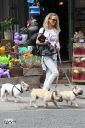 Sarah_Harding_out_and_about_in_London_with_her_dogs_17_07_12_281129.jpg
