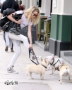 Имя файла=Sarah_Harding_out_and_about_in_London_with_her_dogs_17_07_12_285129.jpg
Размер файла=686КБ
Размеры=2000x2489
Дата=Июль 17, 2012 Sarah_Harding_out_and_about_in_London_with_her_dogs_17_07_12_285129.jpg