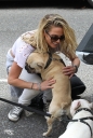 Имя файла=Sarah_Harding_out_and_about_in_London_with_her_dogs_17_07_12_286029.jpg
Размер файла=1687КБ
Размеры=3264x4854
Дата=Июль 17, 2012 Sarah_Harding_out_and_about_in_London_with_her_dogs_17_07_12_286029.jpg