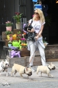 Имя файла=Sarah_Harding_out_and_about_in_London_with_her_dogs_17_07_12_286629.jpg
Размер файла=1242КБ
Размеры=2473x3713
Дата=Июль 23, 2012 Sarah_Harding_out_and_about_in_London_with_her_dogs_17_07_12_286629.jpg