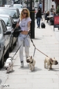 Имя файла=Sarah_Harding_out_and_about_in_London_with_her_dogs_17_07_12_287229.jpg
Размер файла=1225КБ
Размеры=2794x4194
Дата=Июль 23, 2012 Sarah_Harding_out_and_about_in_London_with_her_dogs_17_07_12_287229.jpg