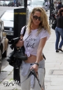Имя файла=Sarah_Harding_out_and_about_in_London_with_her_dogs_17_07_12_288729.jpg
Размер файла=442КБ
Размеры=1464x2076
Дата=Июль 23, 2012 Sarah_Harding_out_and_about_in_London_with_her_dogs_17_07_12_288729.jpg