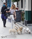 Имя файла=Sarah_Harding_out_and_about_in_London_with_her_dogs_17_07_12_289529.jpg
Размер файла=625КБ
Размеры=2149x2660
Дата=Июль 23, 2012 Sarah_Harding_out_and_about_in_London_with_her_dogs_17_07_12_289529.jpg