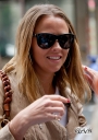 Kimberley_Walsh_arriving_at_Radio_2_18_07_12_28829.jpg