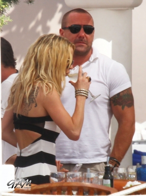 Sarah_Harding_at_the_Blue_Marlin2C_Ibiza_03_07_12_281929.jpg