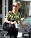 Sarah_Harding_out_and_about_in_London_19_07_12_28129.jpg