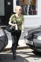Sarah_Harding_out_and_about_in_London_19_07_12_281429.jpg