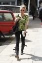 Sarah_Harding_out_and_about_in_London_19_07_12_281929.jpg