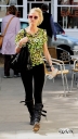 Sarah_Harding_out_and_about_in_London_19_07_12_28629.jpg
