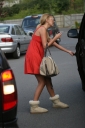 Nadine_Leaving_Her_House_London2C_England_18_04_07_281029.jpg