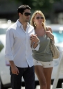 Nadine___Jesse_spotted_House_hunting_14_09_07_28729.jpg