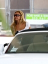 Nadine_and_Jesse_at_Petrol_Station_10_08_07_28829.jpg