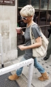 Kimberley___Sarah_arriving_at_Radio_1_08_09_07_281029.jpg