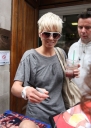 Имя файла=Kimberley___Sarah_arriving_at_Radio_1_08_09_07_282129.jpg
Размер файла=100КБ
Размеры=429x600
Дата=Июль 21, 2012 Kimberley___Sarah_arriving_at_Radio_1_08_09_07_282129.jpg