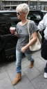 Kimberley___Sarah_arriving_at_Radio_1_08_09_07_28929.jpg