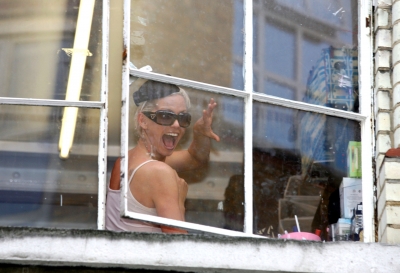 Sarah_at_her_stylists2C_London_24_09_07_28729.jpg
