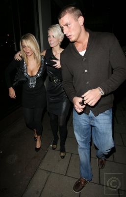 Sarah_Leaving_Adee_Phelan_Salon_launch_party_2B_Funky_Buddah_27_11_07_283929.jpg