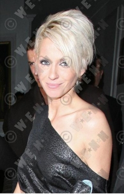 Sarah_Leaving_Adee_Phelan_Salon_launch_party_2B_Funky_Buddah_27_11_07_286729.jpg